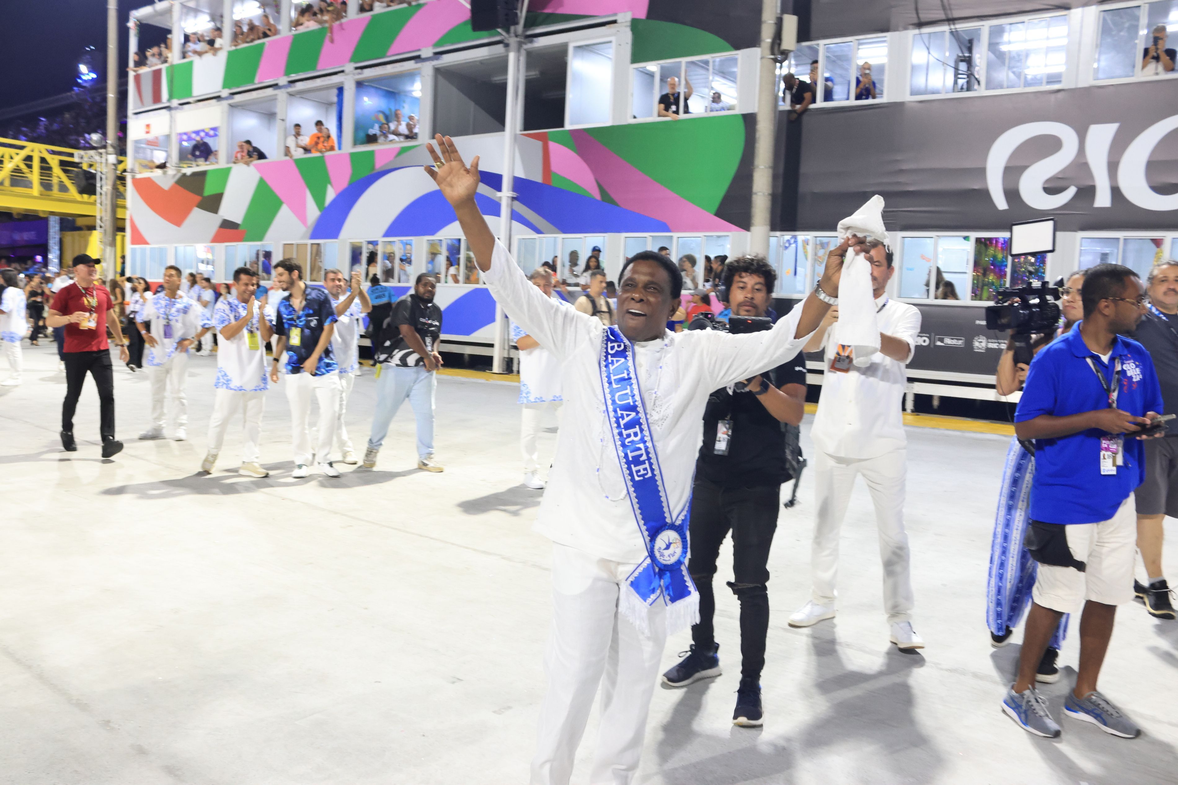 DESFILE ESCOLAS DE SAMBA CARNAVAL RJ 2026