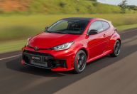 Toyota GR Yaris entra em pré-venda e tem opções de câmbio; saiba preço