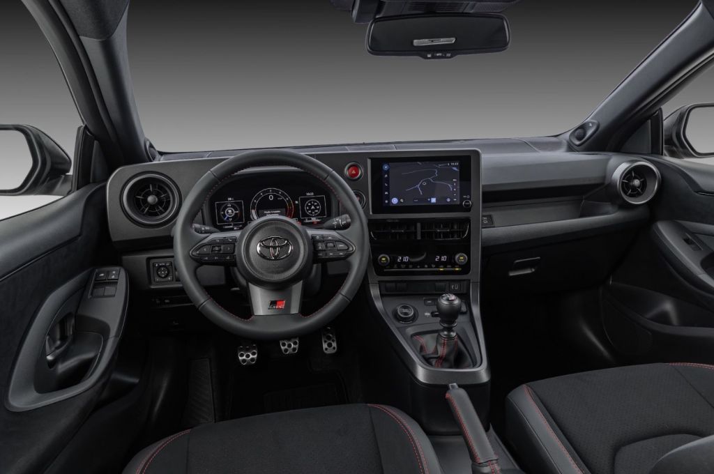 Cabine do novo Toyota GR Yaris
