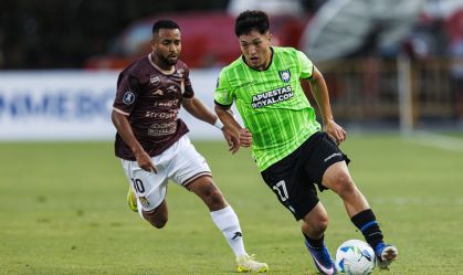 Huachipato e Carabobo no jogo de ida da segunda fase da Libertadores.