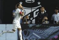 Neymar retorna aos treinos no Santos e pode ser titular contrao Mirassol