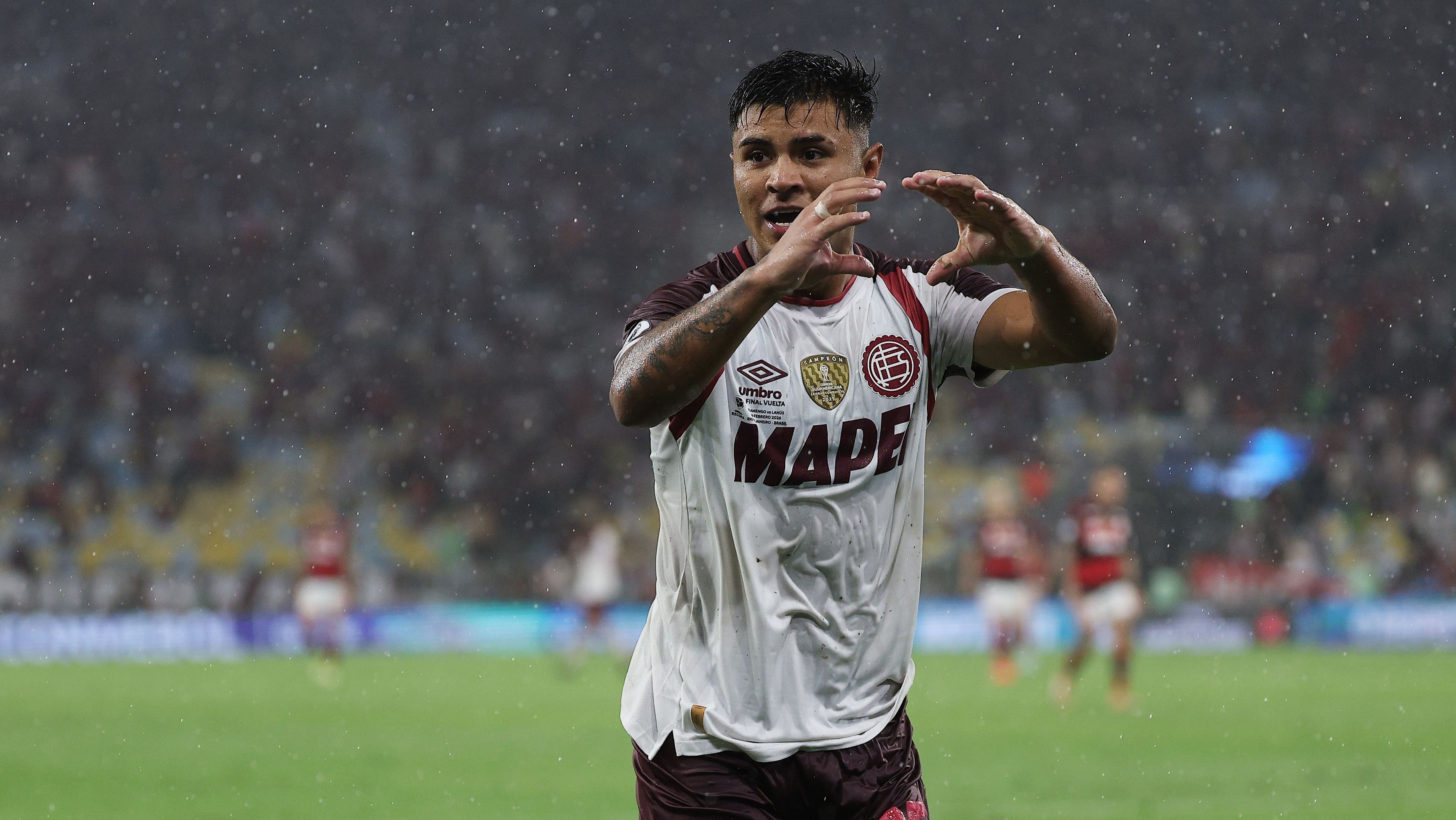 Aquino marcou o gol do título do Lanús