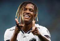 Palmeiras tenta Danilo, do Botafogo, mas tem entraves por contratação