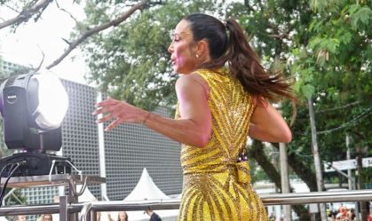 Bloco de Ivete Sangalo em SP fica parado por 40 minutos por superlotação