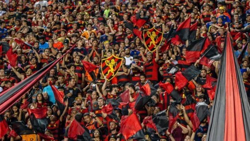 Torcida do Sport na Ilha do Retiro