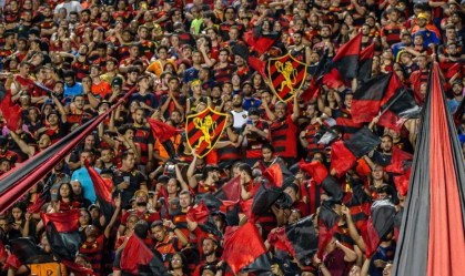 Torcida do Sport na Ilha do Retiro