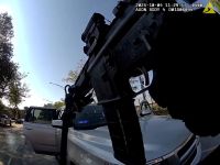 Vídeo: Agente da fronteira dispara cinco vezes contra mulher nos EUA