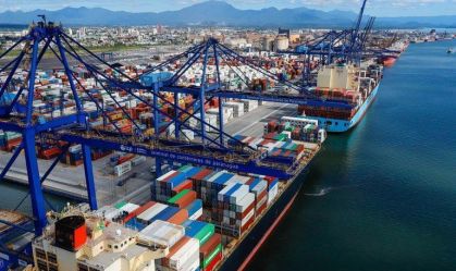 Imagem mostra Porto de Paranaguá, no Paraná