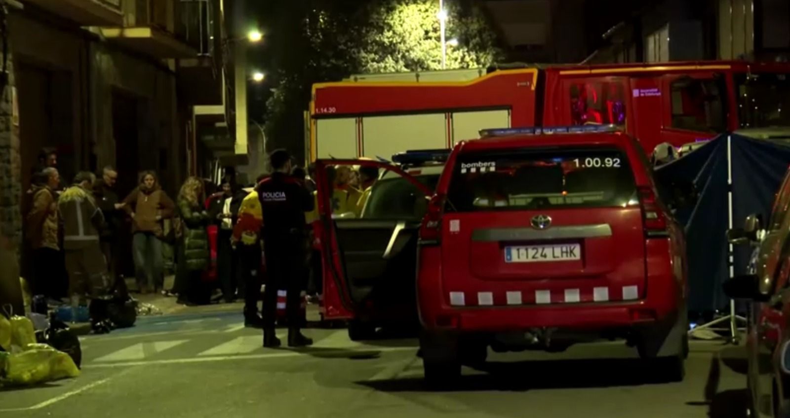 Incêndio em prédio de apartamentos na Catalunha, Espanha, deixa 5 mortos