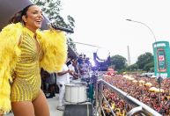 Ivete Sangalo leva multidão ao Ibirapuera no pré-Carnaval de SP