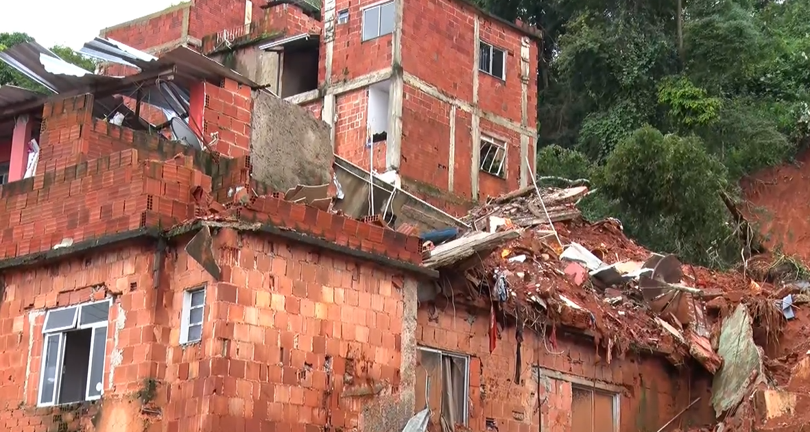 Chuva volta a afetar Juiz de Fora e alerta de desabamentos é emitido