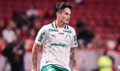 Khellven é titular da lateral do Palmeiras