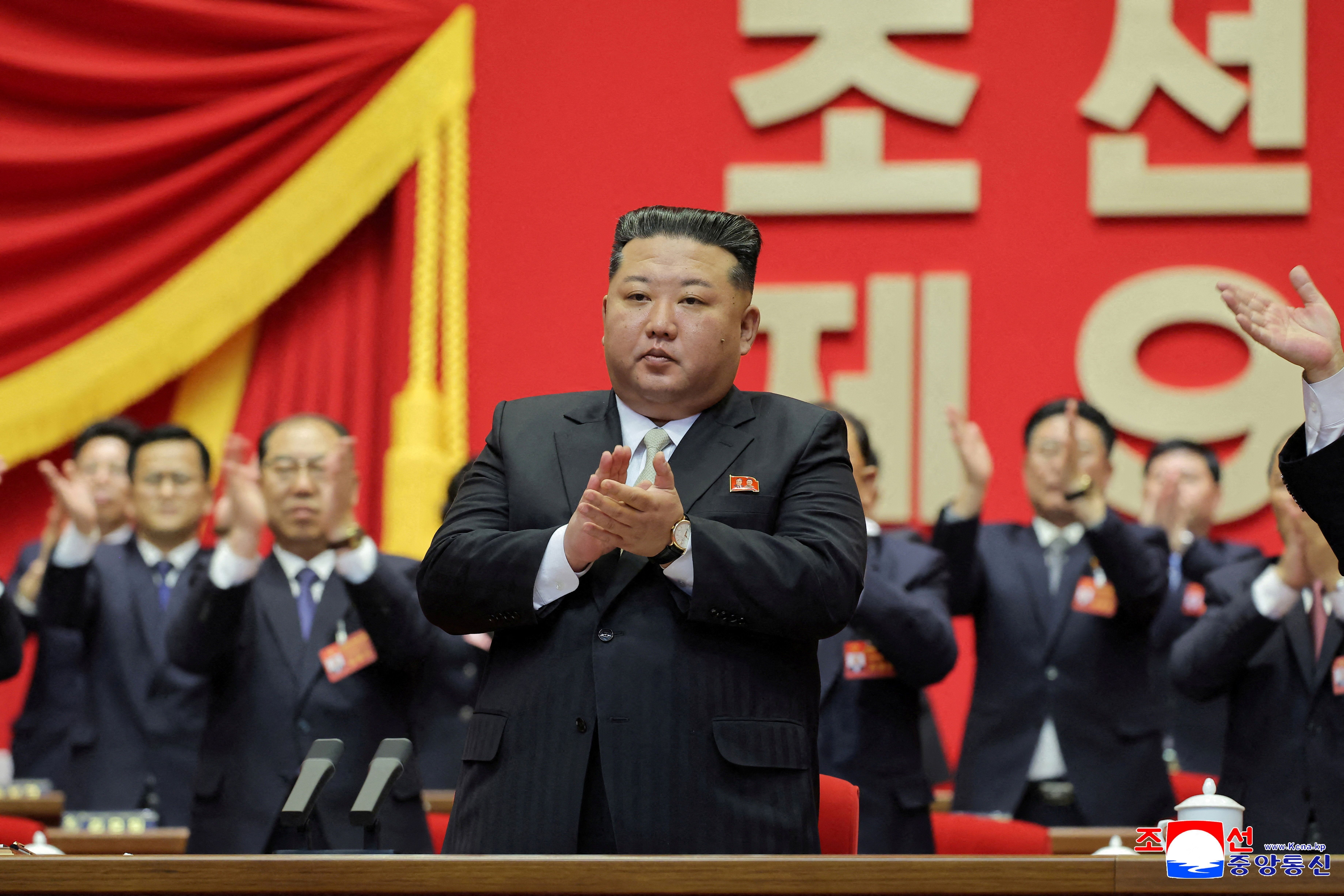 Líder norte-coreano Kim Jong-Un em congresso do partido em 23/02/2026