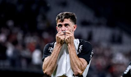 Gabriel Paulista, do Corinthians, comemora seu gol marcado sobre o RB Bragantino durante partida válida pela 3ª rodada do Campeonato Brasileiro (Série A)