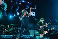 AC/DC leva 70 mil ao Morumbis com legado de cinco décadas de estrada