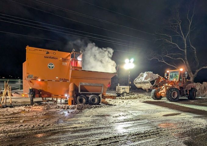 Máquina de derreter gelo, Trecan Combustion 60-PD Snowmelter, apelidada banheira de hidromassagem • Fonte: Prefeitura de Nova York