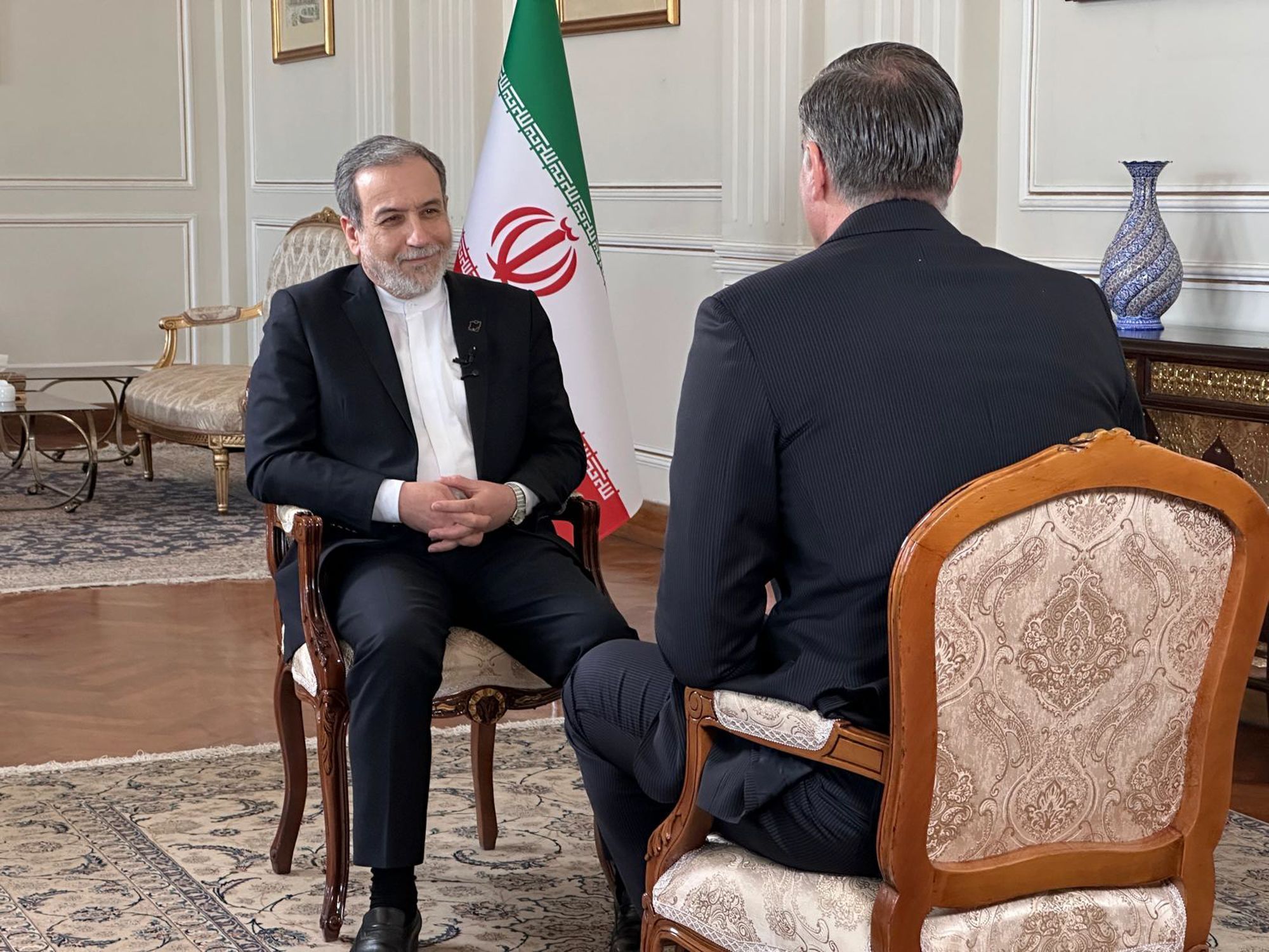Ministro das Relações Exteriores do Irã, Abbas Araghchi, em entrevista à CNN