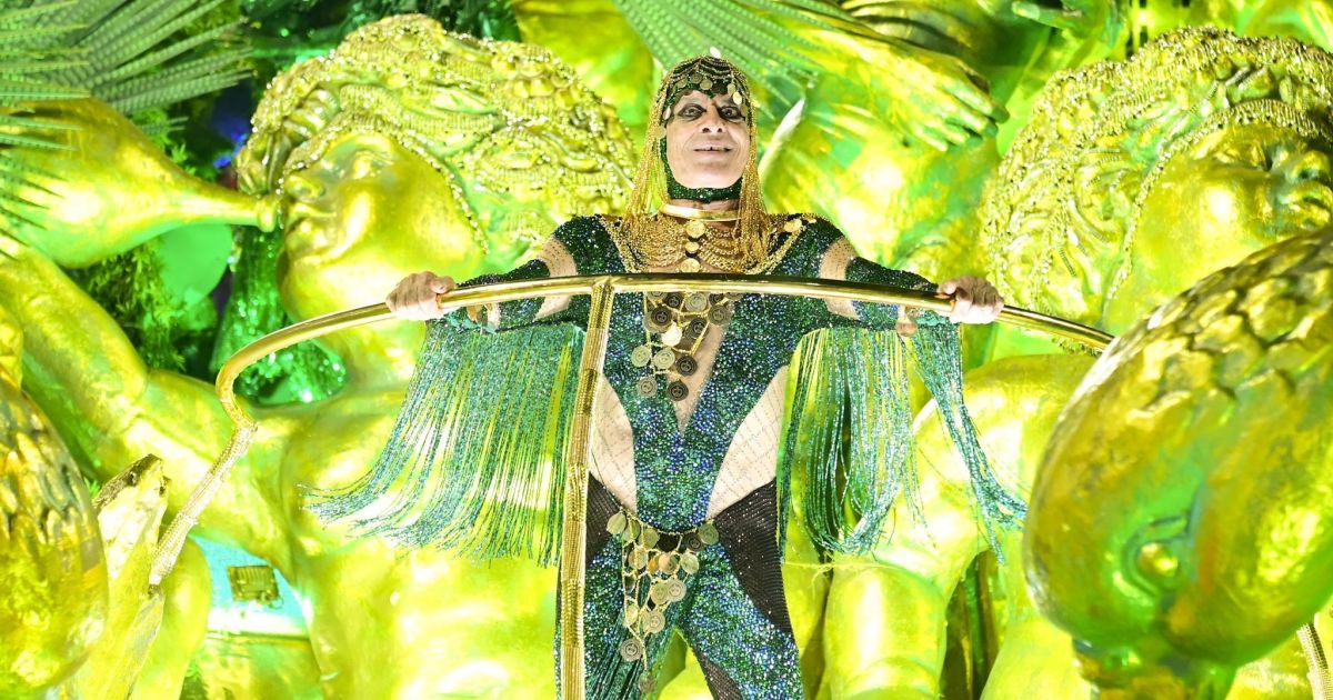Ney Matogrosso é homenageado pela Imperatriz; veja fotos do desfile