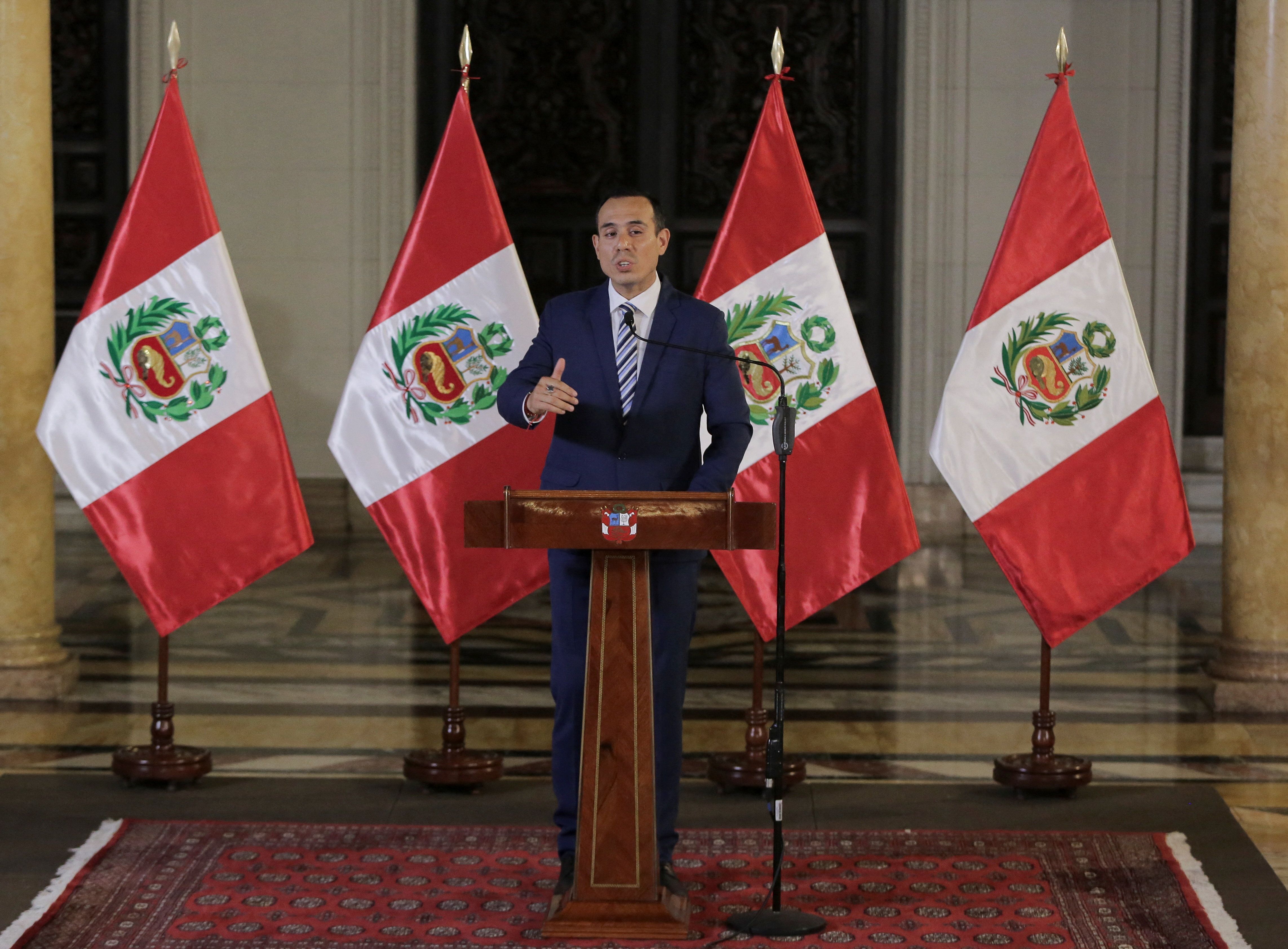 O então presidente do Peru, José Jerí, fala à imprensa em Lima, Peru