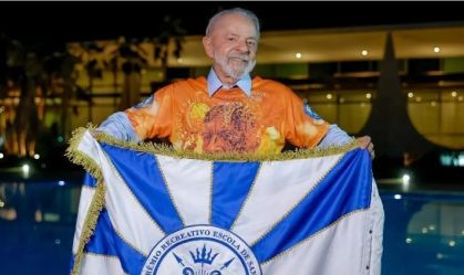 TRF-2 nega pedido para proibir desfile em homenagem a Lula na Sapucaí