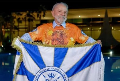 TRF-2 nega pedido para proibir desfile em homenagem a Lula na Sapucaí