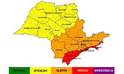 Defesa Civil de SP se reúne após alerta vermelho para chuvas