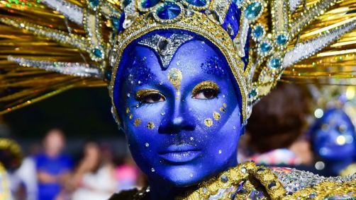 Integrante da comissão de frente da Rosas de Ouro desmaia e não participa do desfile