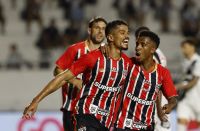 São Paulo bate a Ponte Preta fora de casa e vai ao mata-mata do Paulistão