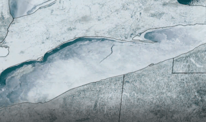 Rachadura no gelo de quilômetros no Lago Erie surge após ventos