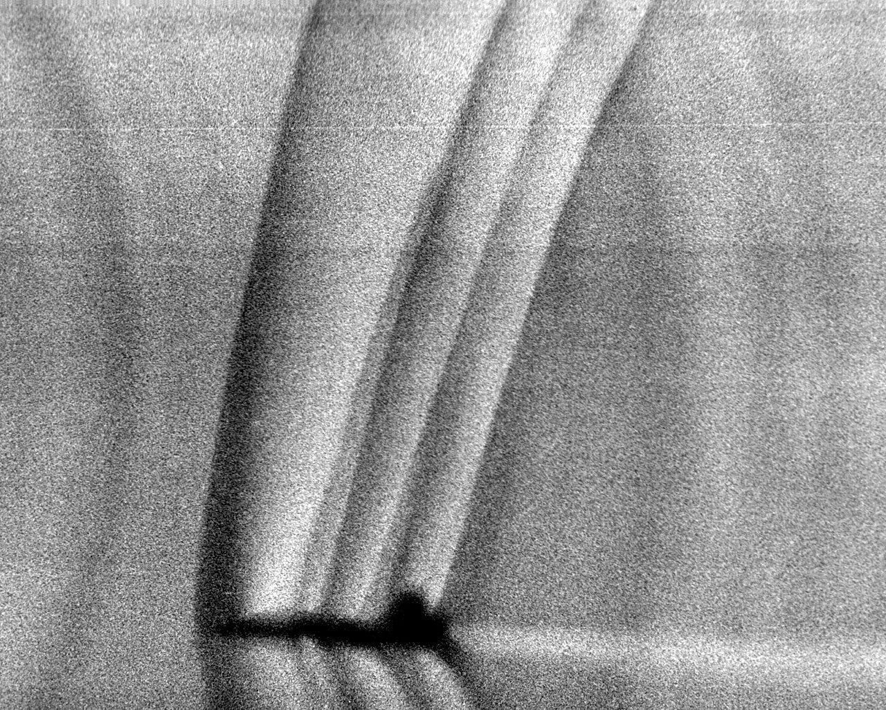 Foto que mostra claramente as ondas de choque ao redor de uma aeronave T-38 Talon em 13 de dezembro de 1993 • Nasa