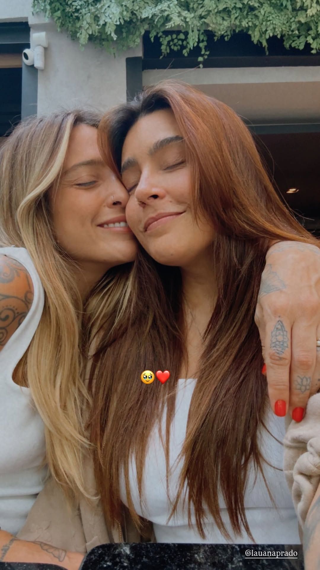 Tati Dias e Lauana Dias compartilham novo registro juntas • Instagram/ Tati Dias