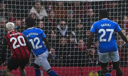 Sunderland encerra sequência de derrotas