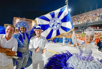 Lula sobre desfile: aceitei ser homenageado pela escola e sou muito grato