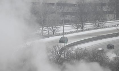 Nevasca histórica provoca mil colisões na Carolina do Norte, nos EUA