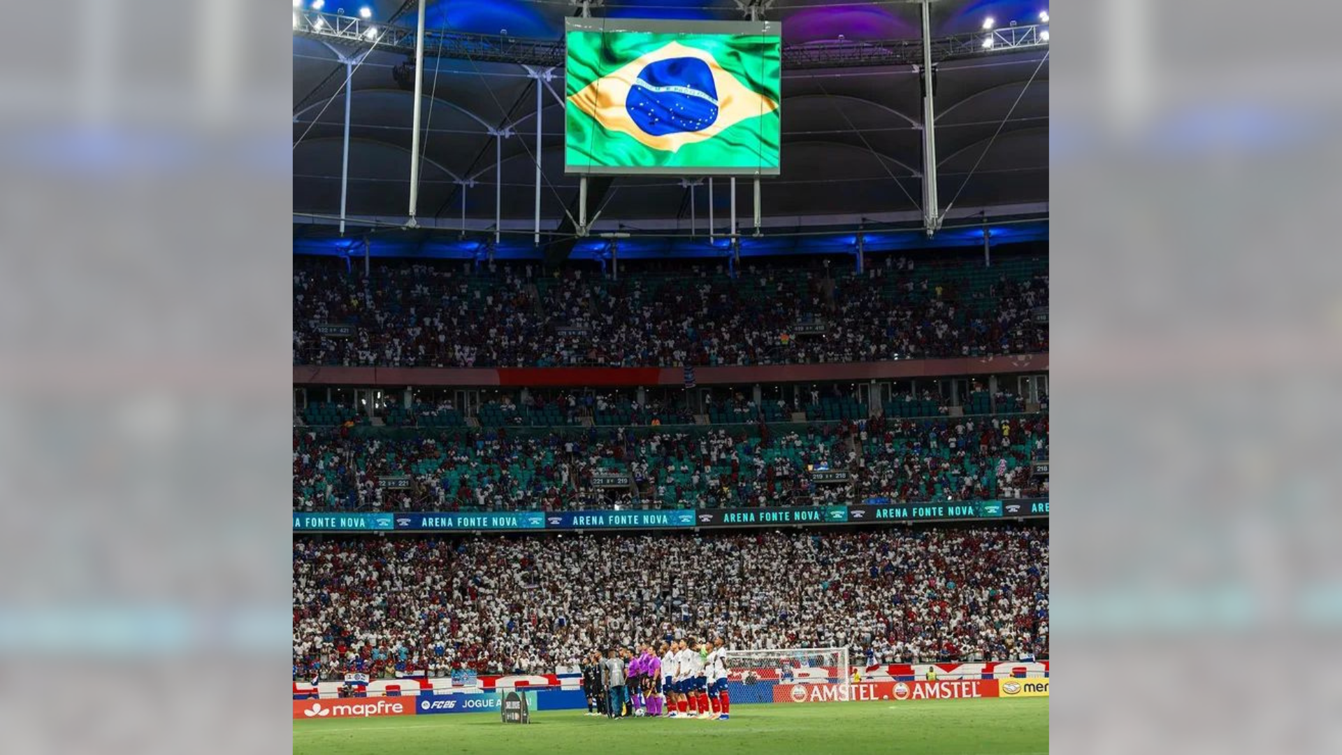 Torcedor chileno é preso por racismo após imitar macaco na Arena Fonte Nova