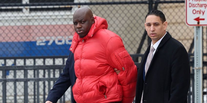 Terrell Campbell no Tribunal do Condado de Nassau em Mineola, Nova York, em 10 de fevereiro de 2026 • James Carbone/Newsday RM via Getty Images