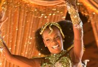 Thelma Assis intensifica treinos para desfilar no Carnaval do Rio