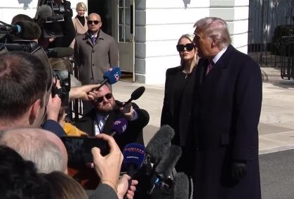 "Eu me dou bem com o Paquistão", diz Trump sobre ataques no Afeganistão