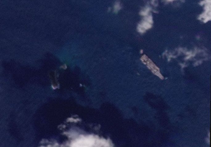 USS Gerald R. Ford no mar, próximo a Saint Thomas • 2026 PLANET LABS PBC / VIA REUTERS