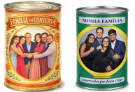 Direita reage a desfile sobre Lula com trend de família em lata de conserva