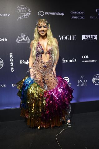 Virginia para o Baile da Vogue • Divulgação