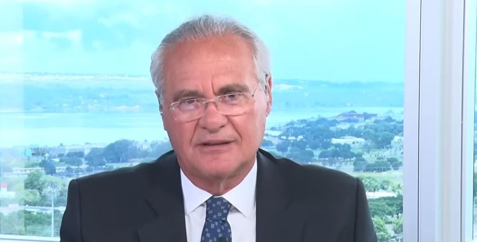 O senador Renan Calheiros em entrevista à CNN