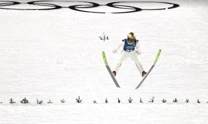 Ciência mostra que tamanho do pênis influencia no salto de esqui olímpico