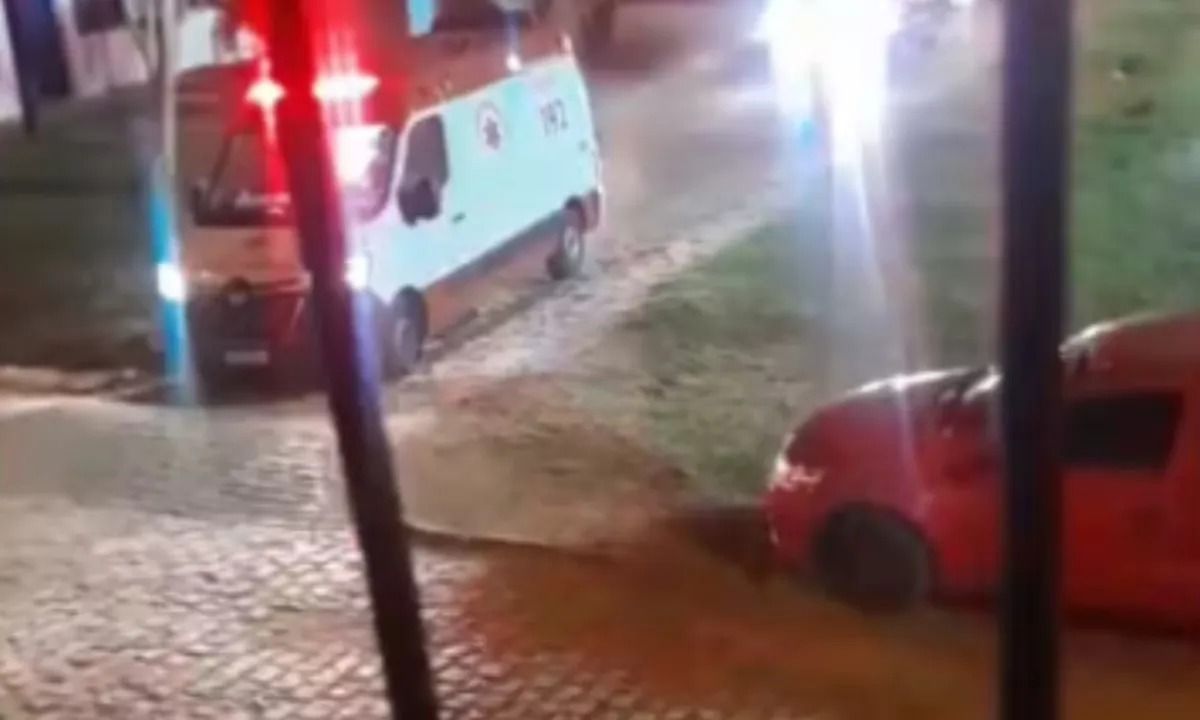 Tentativa de feminicídio: homem atropela ex e outras nove pessoas no Sul da Bahia