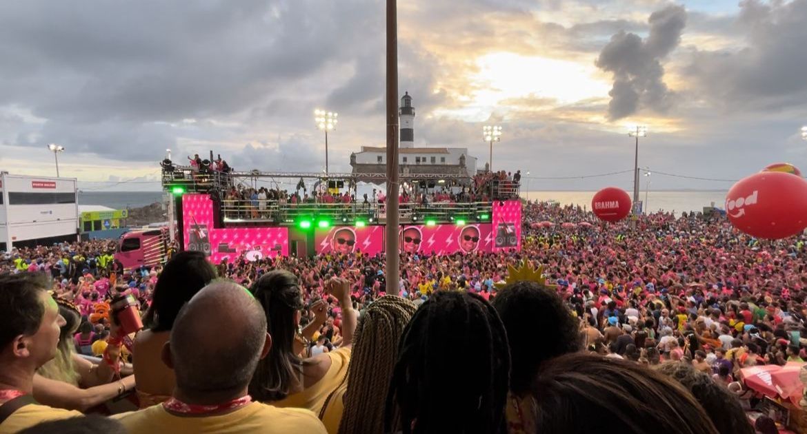 “Área Vip”: Prefeitura de SP multa empresas por ocupação irregular em bloco