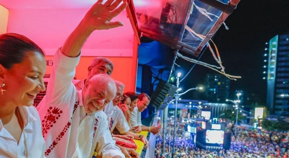 Após desfile na Sapucaí, TSE analisa possível propaganda irregular pró-Lula