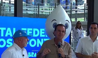 Paes atribui evento com Lula no Carnaval à saída do cargo em março