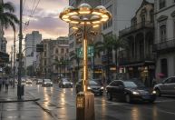 Postes de iluminação do futuro vão fazer mais do que acender a luz; entenda