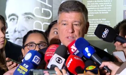 "Imagens são muito claras", diz Viana após confusão em CPMI do INSS