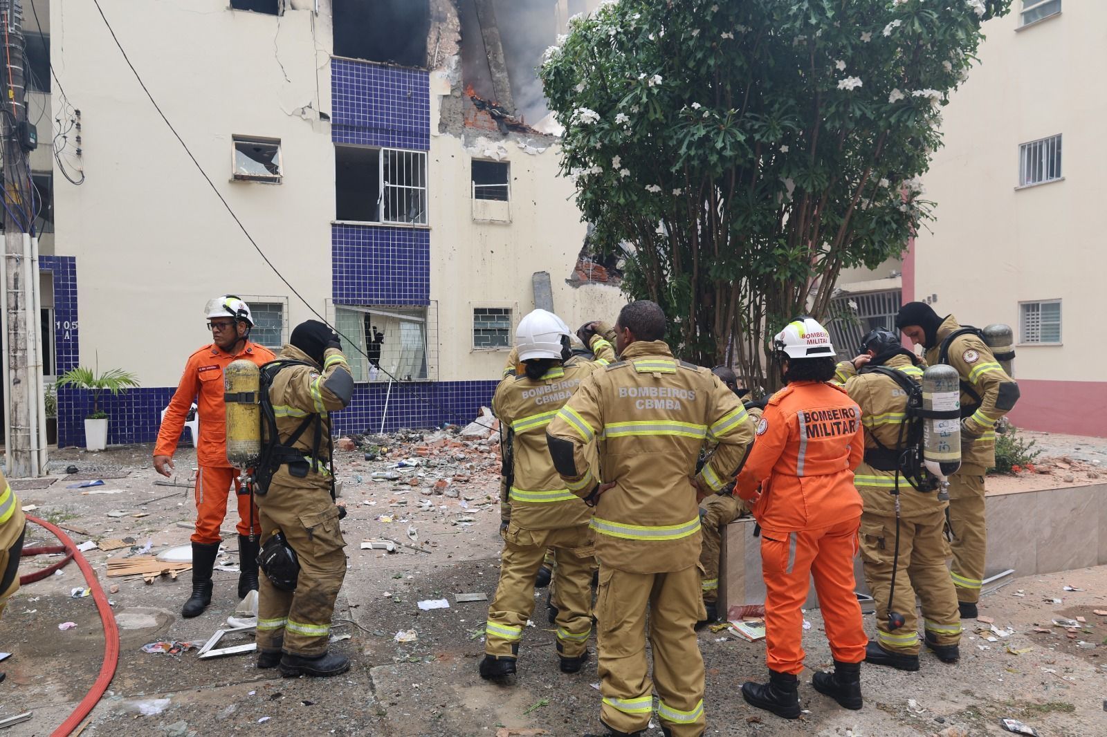 incêndio em edificação no Stiep mobiliza mais de 50 bombeiros • Divulgação